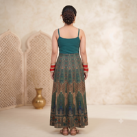 Vashtro Women Stunning Green Printed Dress