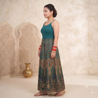 Vashtro Women Stunning Green Printed Dress