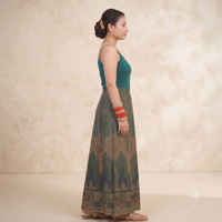 Vashtro Women Stunning Green Printed Dress